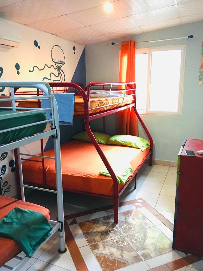 Taca Tucan Hostel بلايا بلانكا المظهر الخارجي الصورة